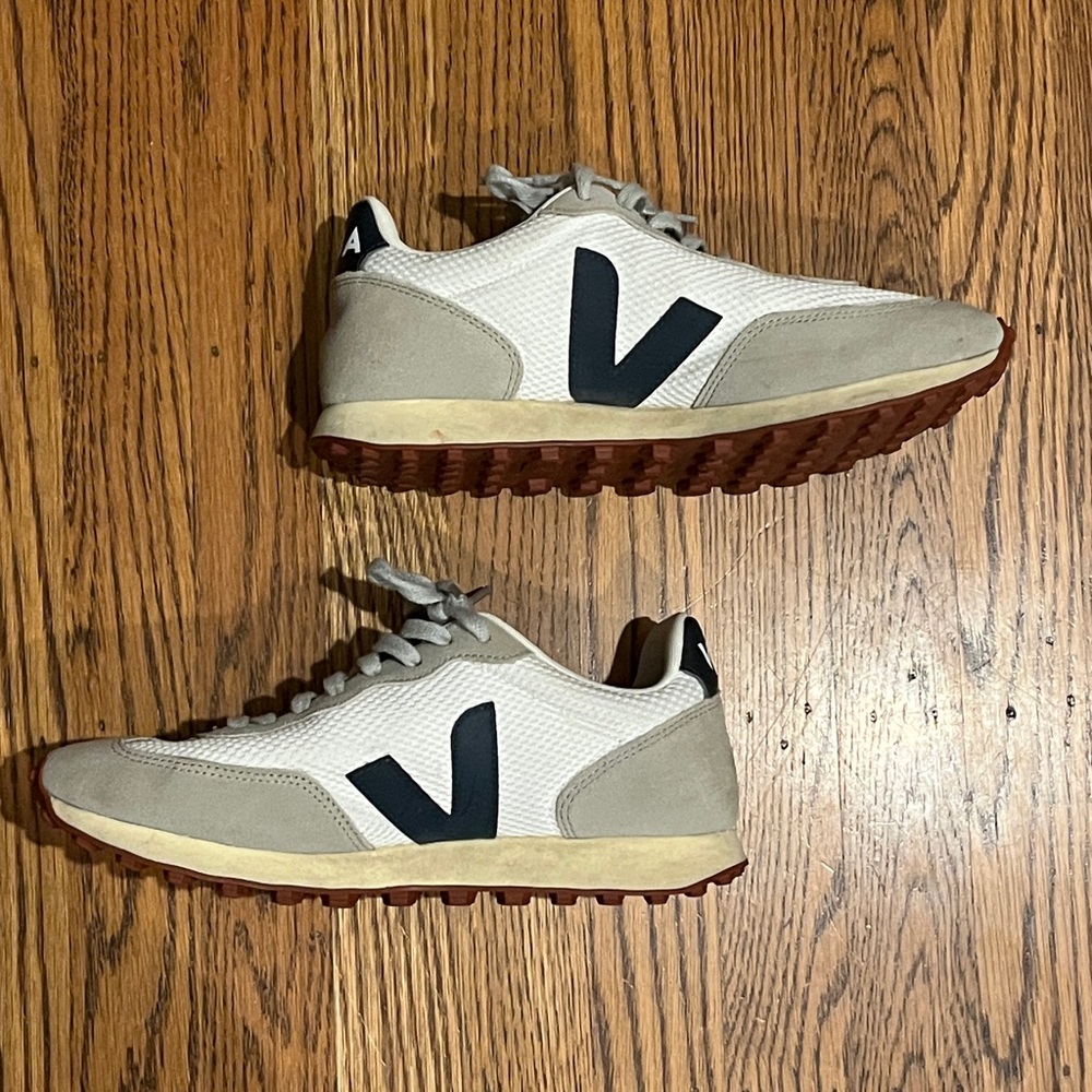 Veja Rio Branco Shoes - Picture 2 of 9
